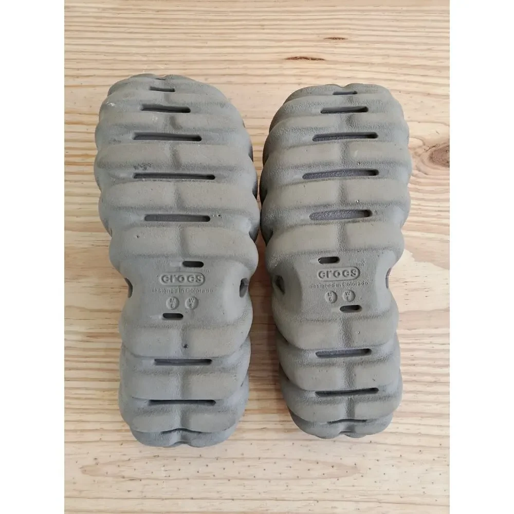Crocs Echo Slide Sandals Unisex Size M6 W8 Beige Lightweight Comfort Pre-Owned